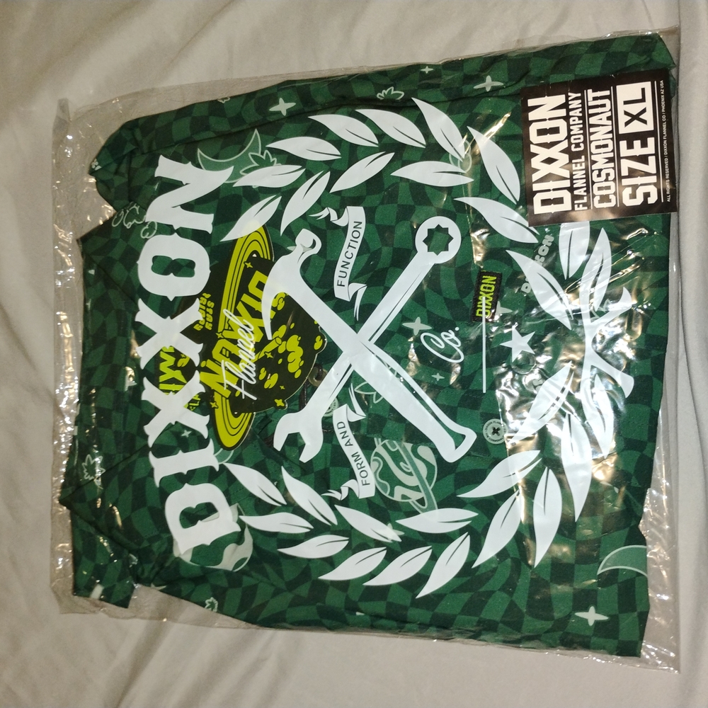 DIXXON Cosmonaut Party Shirt Men's XL